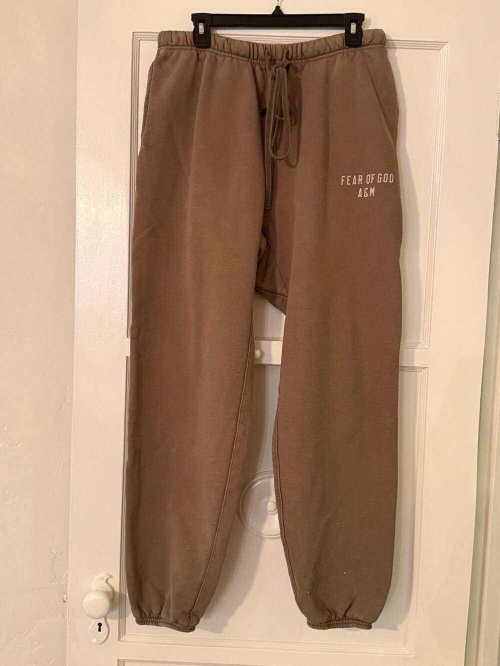 Fear of God Essentials Sweatpants Brown Size M